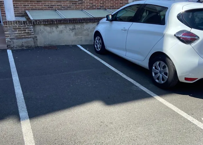 Pres Gare Et Centre * アミアン